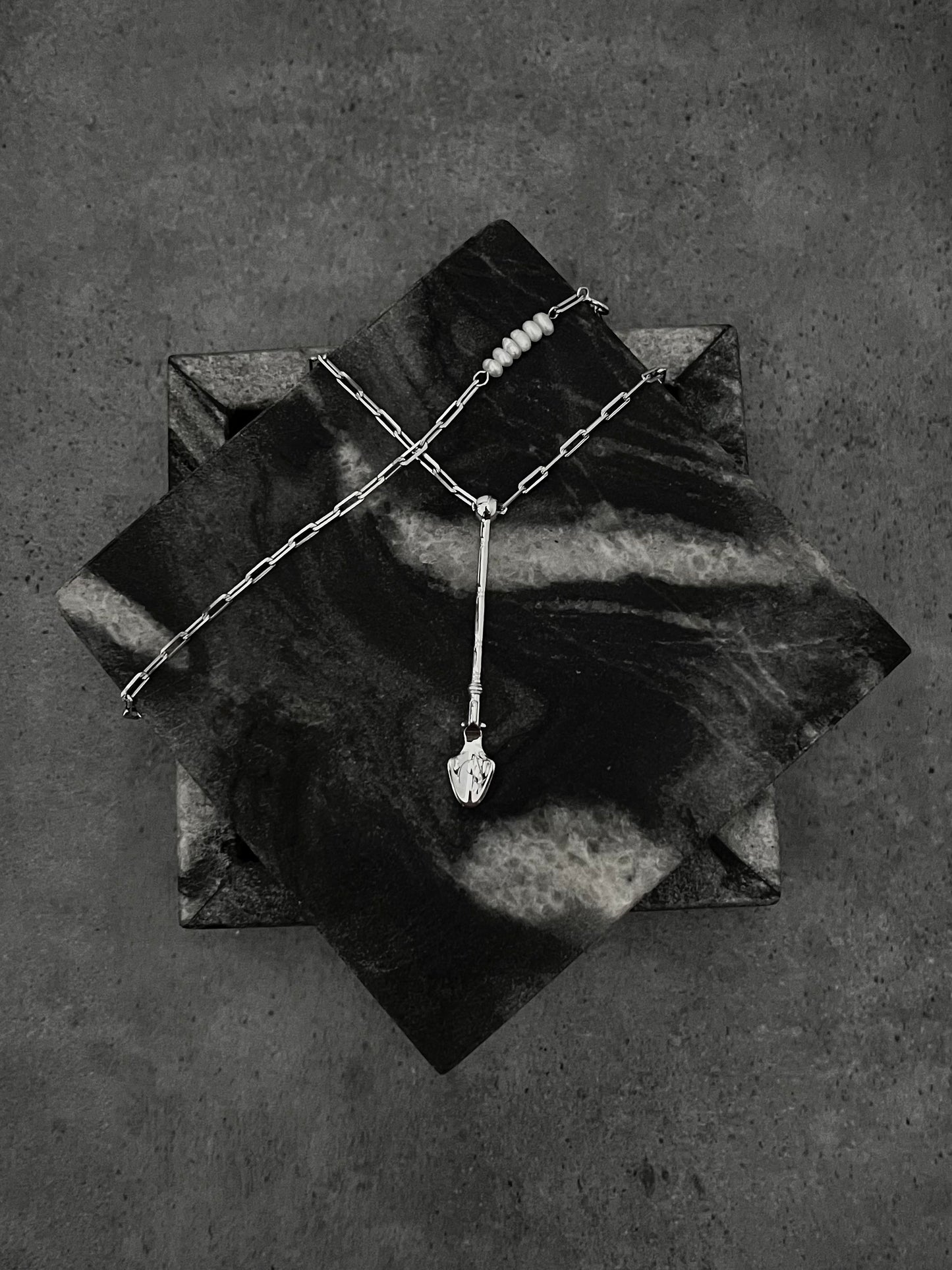 The platinum K Sommelier